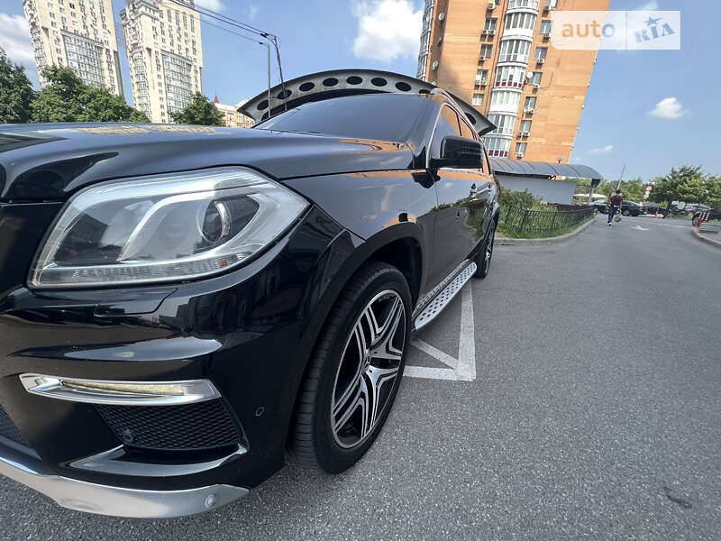 Позашляховик / Кросовер Mercedes-Benz GL-Class 2014 в Києві