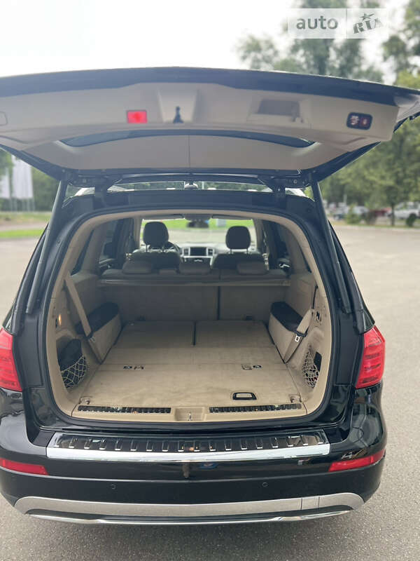 Внедорожник / Кроссовер Mercedes-Benz GL-Class 2014 в Киеве фото 9 Внедорожник / Кроссовер Mercedes-Benz GL-Class 2014 в Киеве