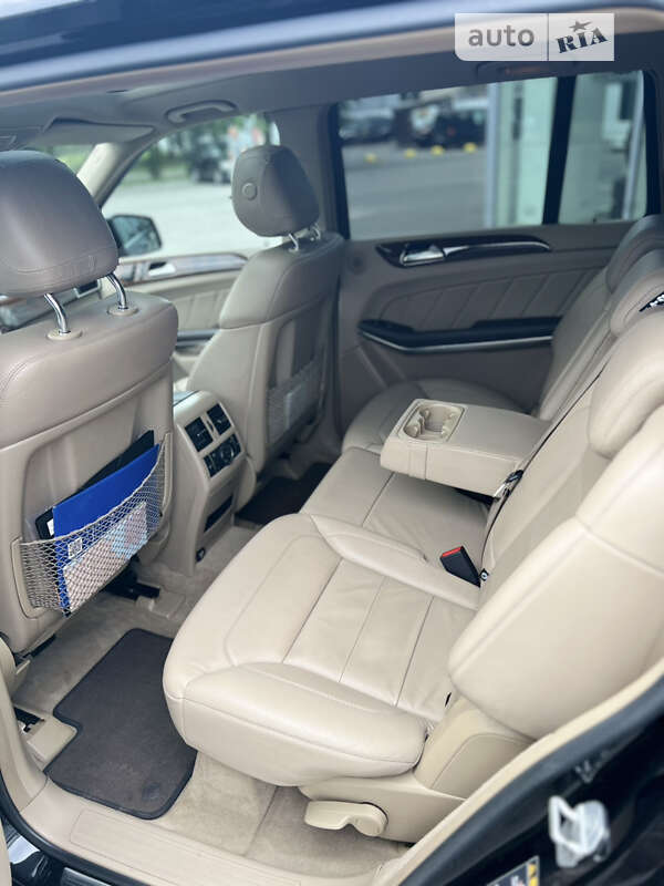 Внедорожник / Кроссовер Mercedes-Benz GL-Class 2014 в Киеве фото 14 Внедорожник / Кроссовер Mercedes-Benz GL-Class 2014 в Киеве