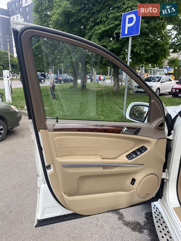 Позашляховик / Кросовер Mercedes-Benz GL-Class 2011 в Івано-Франківську