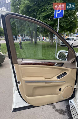 Внедорожник / Кроссовер Mercedes-Benz GL-Class 2011 в 