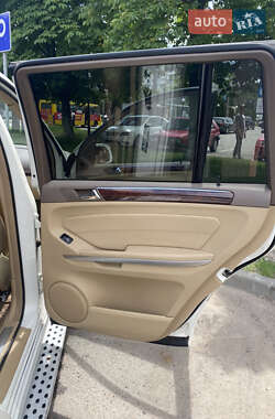 Внедорожник / Кроссовер Mercedes-Benz GL-Class 2011 в 