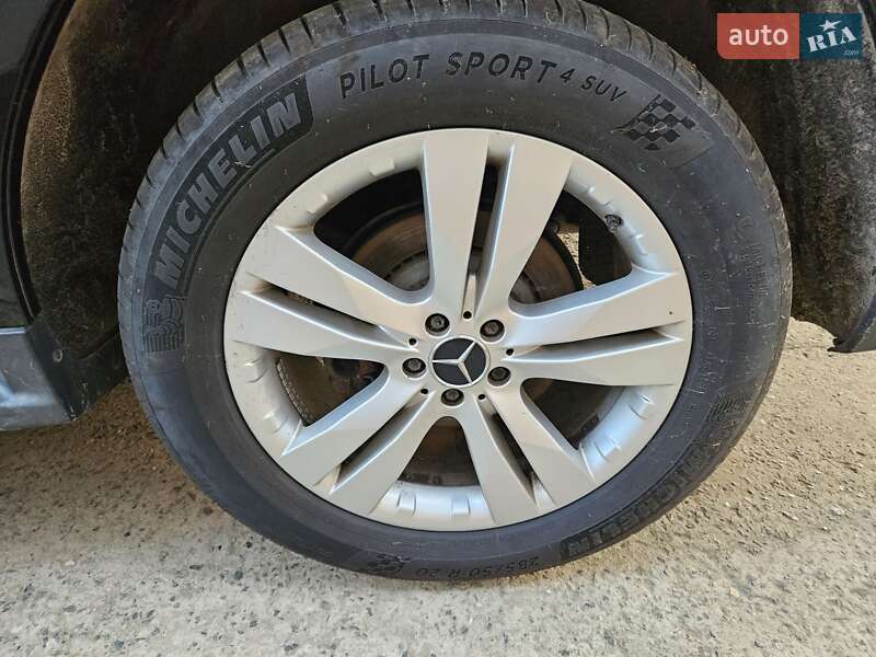 Позашляховик / Кросовер Mercedes-Benz GL-Class 2012 в Одесі