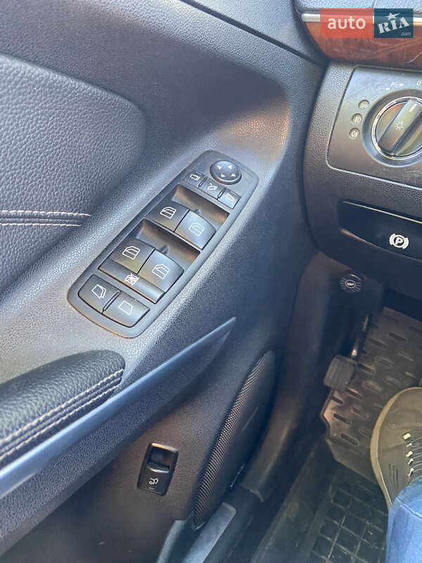 Внедорожник / Кроссовер Mercedes-Benz GL-Class 2006 в Ровно