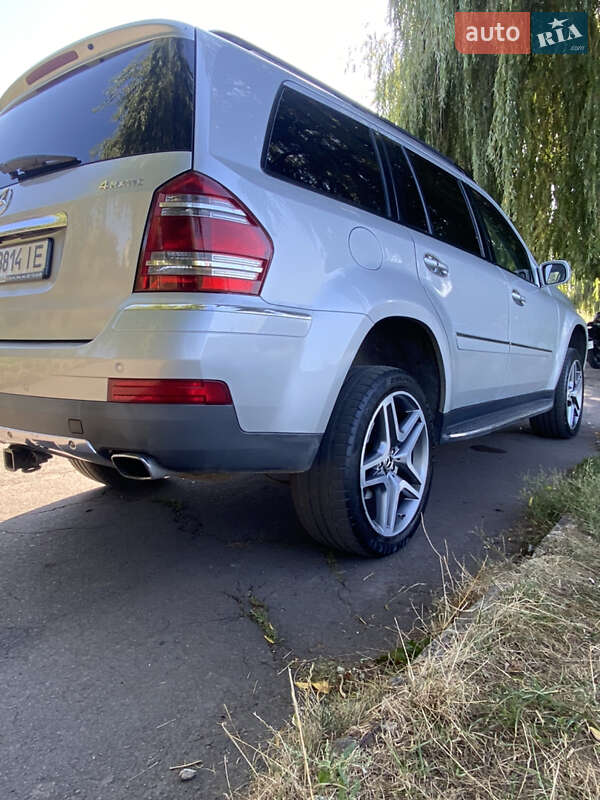 Внедорожник / Кроссовер Mercedes-Benz GL-Class 2006 в Ровно