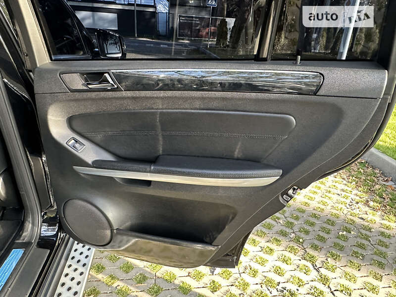 Позашляховик / Кросовер Mercedes-Benz GL-Class 2010 в Харкові