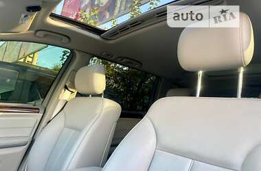 Позашляховик / Кросовер Mercedes-Benz GL-Class 2012 в 