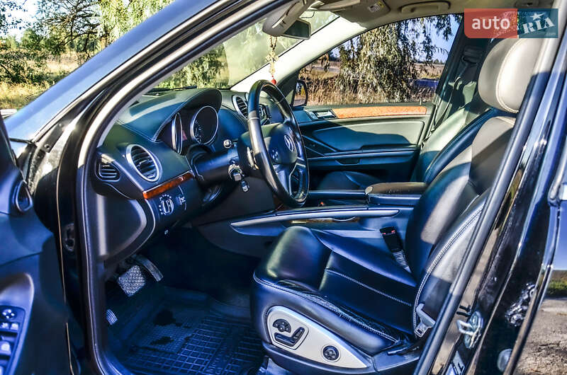 Внедорожник / Кроссовер Mercedes-Benz GL-Class 2009 в Козельце