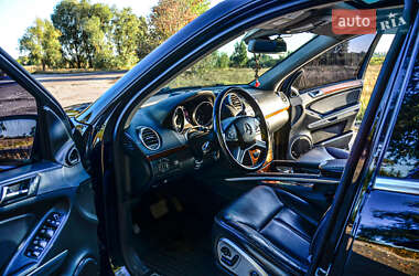 Внедорожник / Кроссовер Mercedes-Benz GL-Class 2009 в 