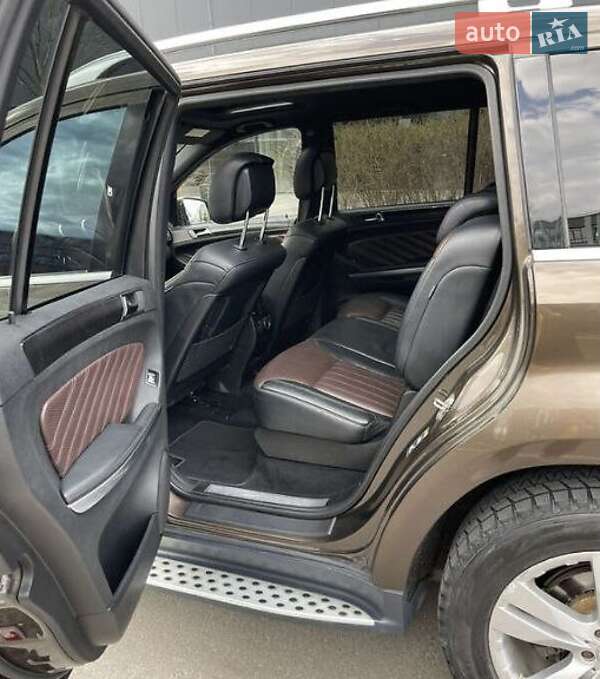 Внедорожник / Кроссовер Mercedes-Benz GL-Class 2011 в Ужгороде фото 10 Внедорожник / Кроссовер Mercedes-Benz GL-Class 2011 в Ужгороде