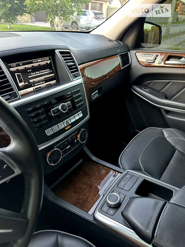 Позашляховик / Кросовер Mercedes-Benz GL-Class 2012 в Дніпрі