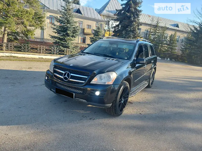 Mercedes-Benz GL-Class