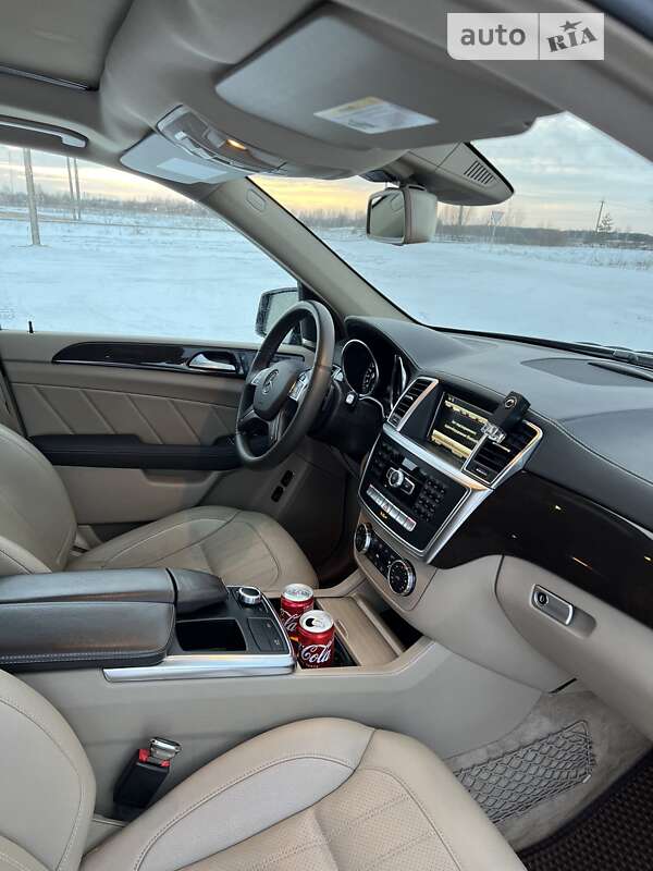 Позашляховик / Кросовер Mercedes-Benz GL-Class 2015 в Ковелі фото 10 Позашляховик / Кросовер Mercedes-Benz GL-Class 2015 в Ковелі