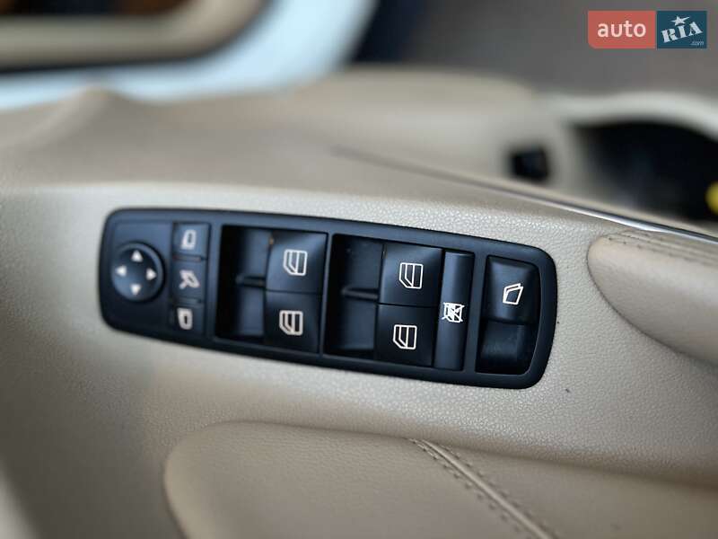 Позашляховик / Кросовер Mercedes-Benz GL-Class 2011 в Чернівцях