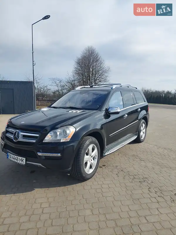 Mercedes-Benz GL-Class