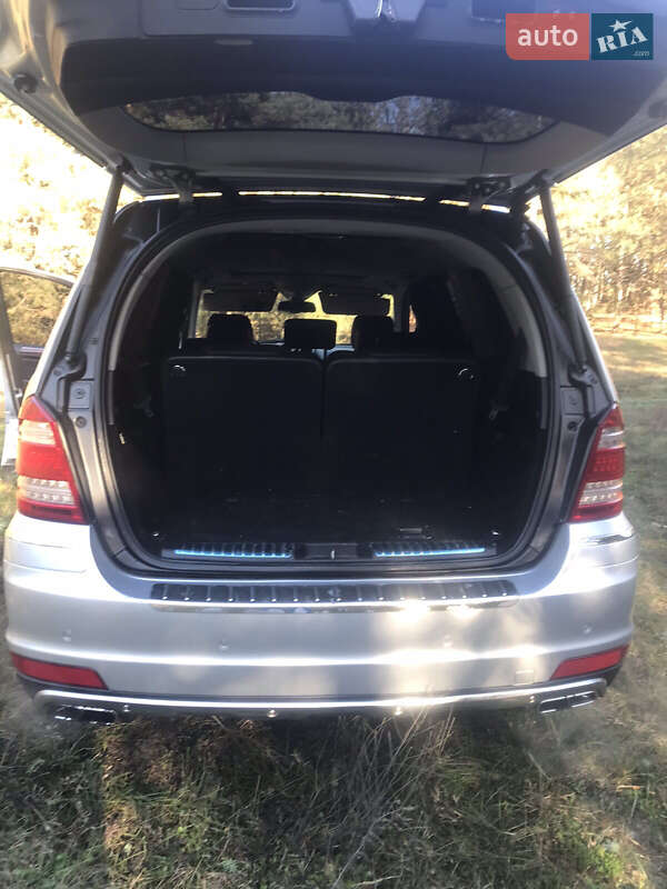 Внедорожник / Кроссовер Mercedes-Benz GL-Class 2008 в Одессе фото 8 Внедорожник / Кроссовер Mercedes-Benz GL-Class 2008 в Одессе