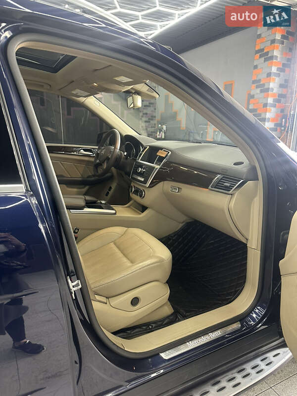 Позашляховик / Кросовер Mercedes-Benz GL-Class 2014 в Житомирі