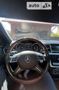 Позашляховик / Кросовер Mercedes-Benz GL-Class 2013 в Чернівцях