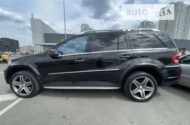 Mercedes-Benz GL-Class 2010