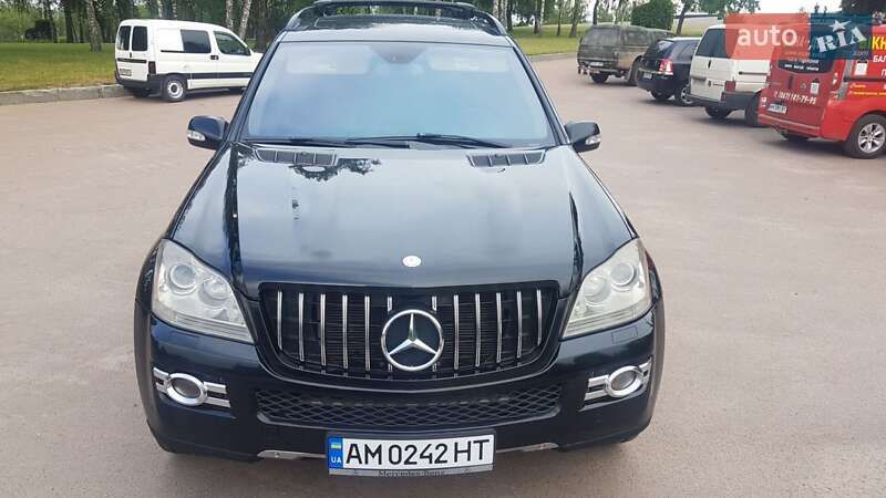Позашляховик / Кросовер Mercedes-Benz GL-Class 2007 в 