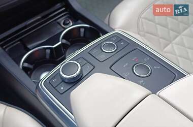 Позашляховик / Кросовер Mercedes-Benz GL-Class 2013 в 