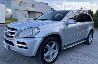 Mercedes-Benz GL-Class 2011