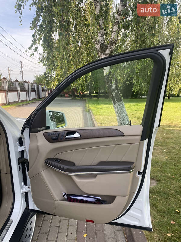 Внедорожник / Кроссовер Mercedes-Benz GL-Class 2014 в Ровно фото 25 Внедорожник / Кроссовер Mercedes-Benz GL-Class 2014 в Ровно
