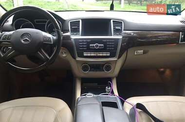 Позашляховик / Кросовер Mercedes-Benz GL-Class 2012 в 