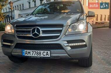 Mercedes-Benz GL-Class 2011