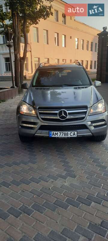 Внедорожник / Кроссовер Mercedes-Benz GL-Class 2011 в Звягеле фото 15 Внедорожник / Кроссовер Mercedes-Benz GL-Class 2011 в Звягеле