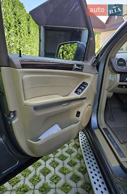 Внедорожник / Кроссовер Mercedes-Benz GL-Class 2012 в 