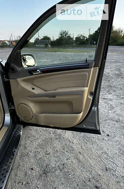 Внедорожник / Кроссовер Mercedes-Benz GL-Class 2007 в 