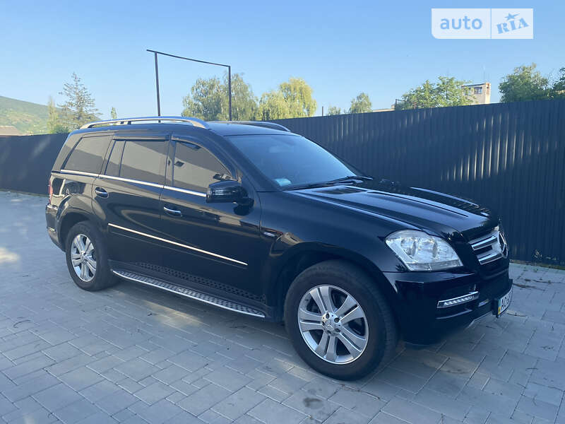 Mercedes-Benz GL-Class 2011