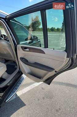Позашляховик / Кросовер Mercedes-Benz GL-Class 2015 в 