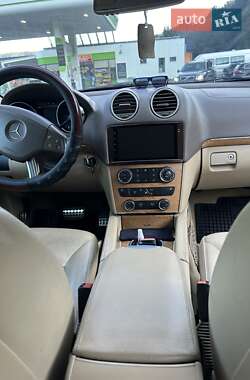 Внедорожник / Кроссовер Mercedes-Benz GL-Class 2008 в 