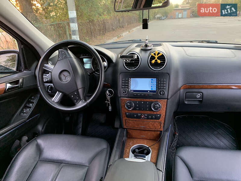 Внедорожник / Кроссовер Mercedes-Benz GL-Class 2007 в Вишневом