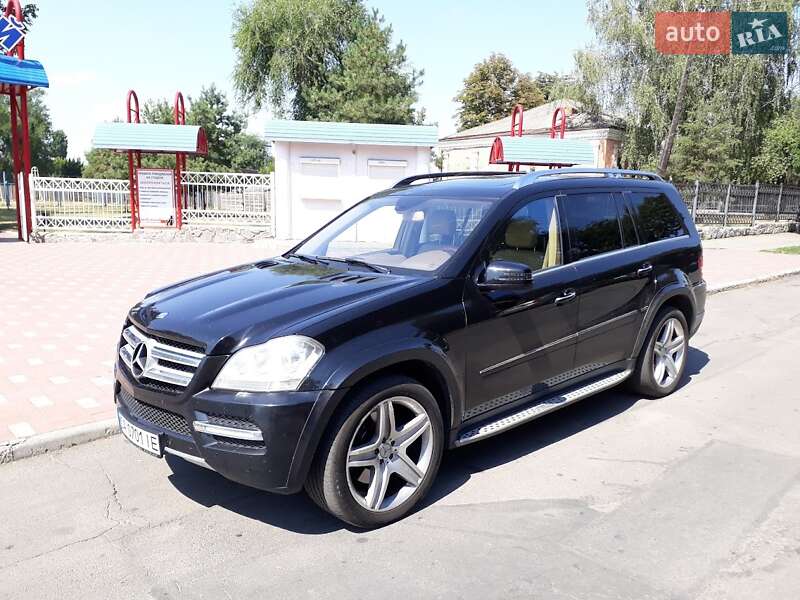 Mercedes-Benz GL-Class 2010