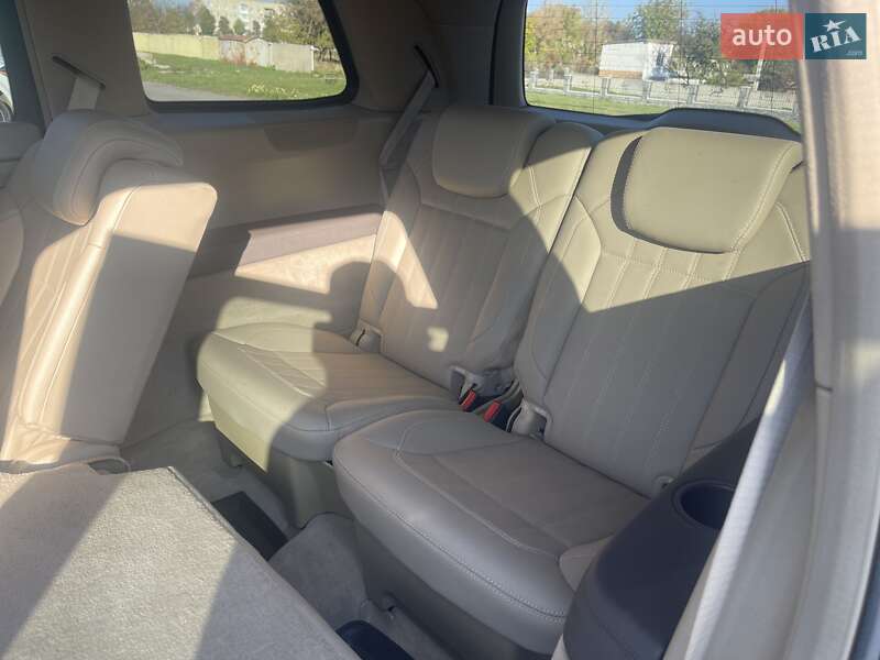 Позашляховик / Кросовер Mercedes-Benz GL-Class 2014 в Києві