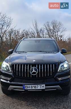 Позашляховик / Кросовер Mercedes-Benz GL-Class 2013 в 