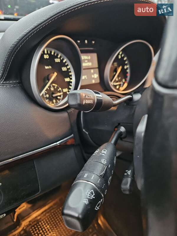 Позашляховик / Кросовер Mercedes-Benz GL-Class 2011 в Мукачевому