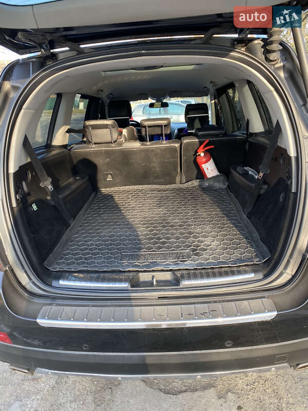 Внедорожник / Кроссовер Mercedes-Benz GL-Class 2009 в Гайсине