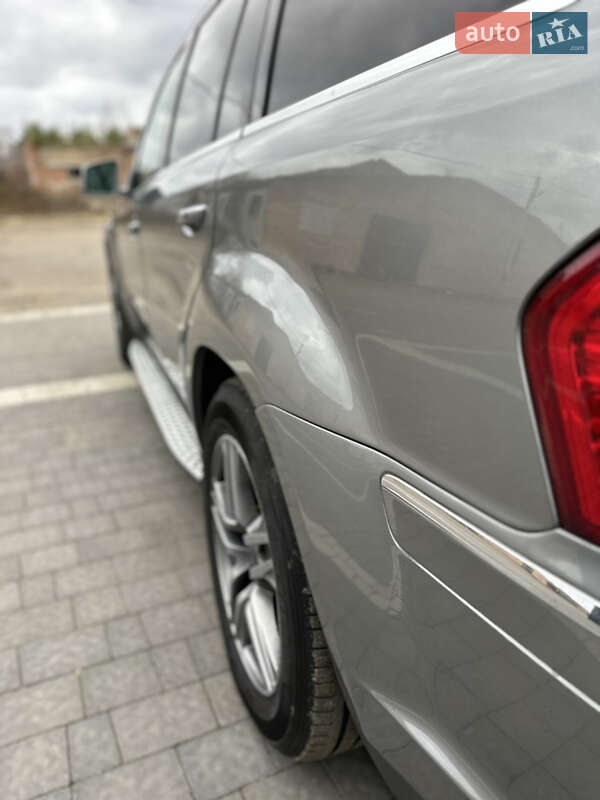 Внедорожник / Кроссовер Mercedes-Benz GL-Class 2011 в Вараше