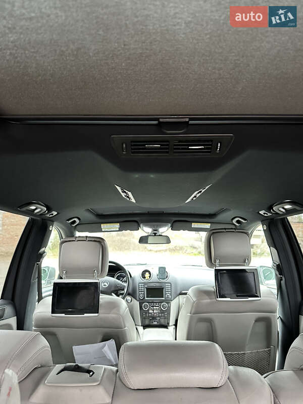 Внедорожник / Кроссовер Mercedes-Benz GL-Class 2011 в Вараше