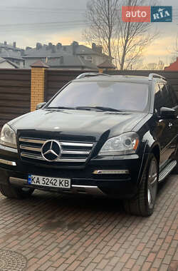 Mercedes-Benz GL-Class 2011