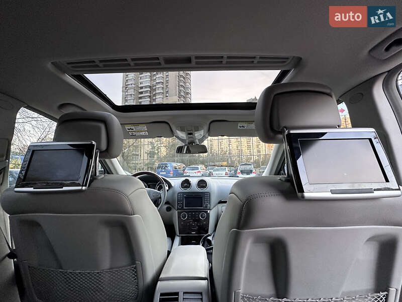 Внедорожник / Кроссовер Mercedes-Benz GL-Class 2010 в Киеве