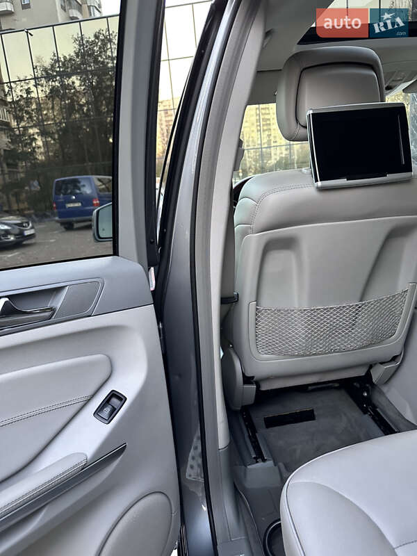Позашляховик / Кросовер Mercedes-Benz GL-Class 2010 в Києві