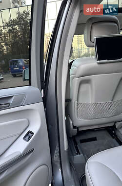 Позашляховик / Кросовер Mercedes-Benz GL-Class 2010 в 