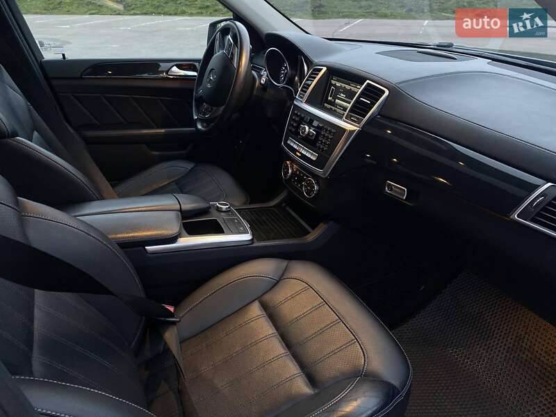 Позашляховик / Кросовер Mercedes-Benz GL-Class 2015 в Луцьку