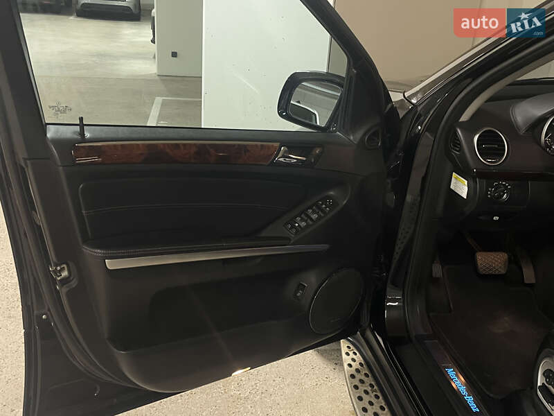 Внедорожник / Кроссовер Mercedes-Benz GL-Class 2008 в Киеве