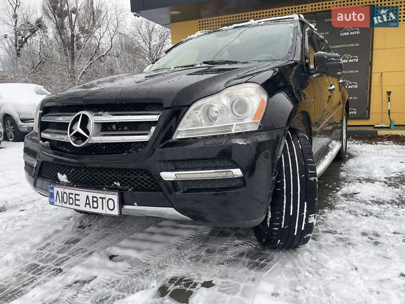 Mercedes-Benz GL-Class 